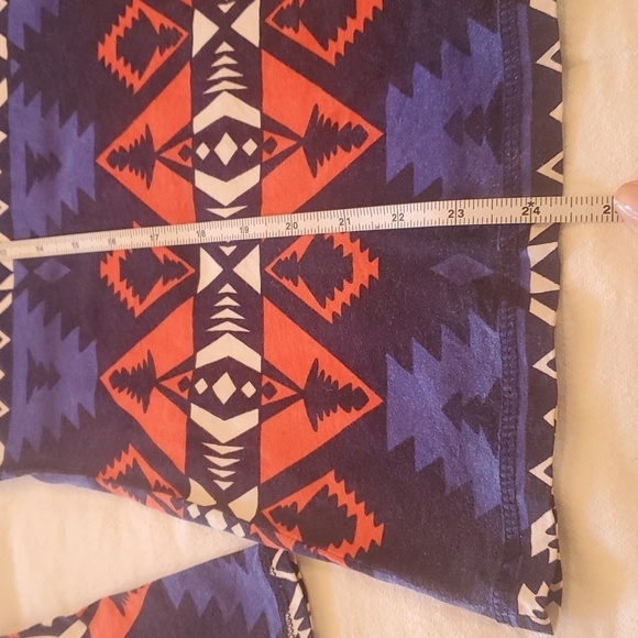 L-RL Lauren Active Ralph Lauren Multicolor Aztek Long Sleeve Sz. S Top - Picture 9 of 10